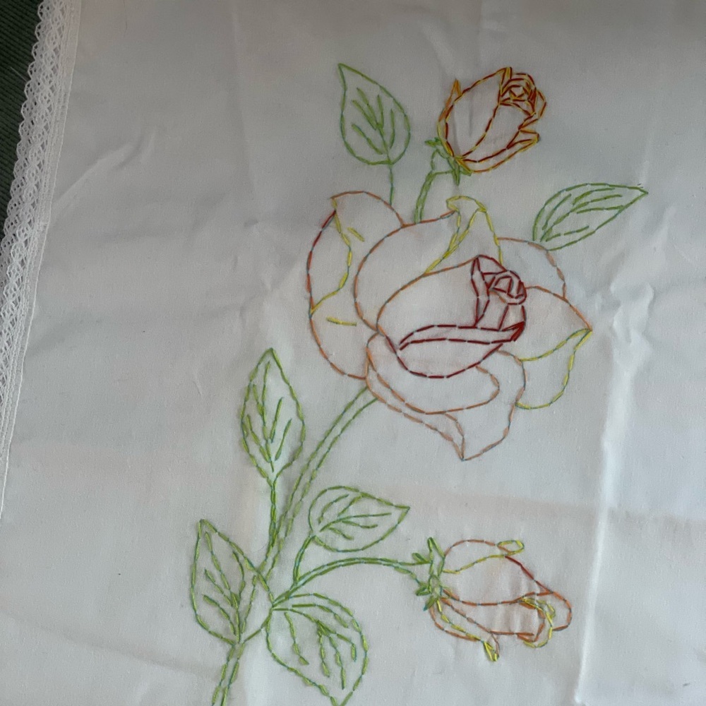 Vintage Embroidered Rose Pillowcases White Pair 29.5” by 20.5”